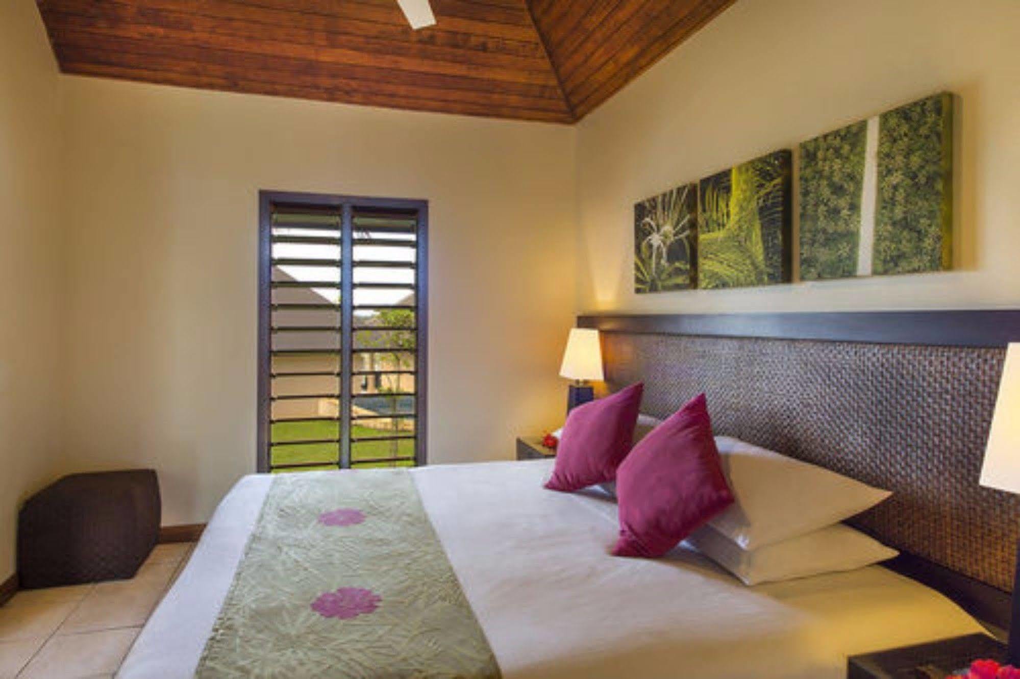 Mangoes Resort (Adults Only) Port Vila Exteriér fotografie